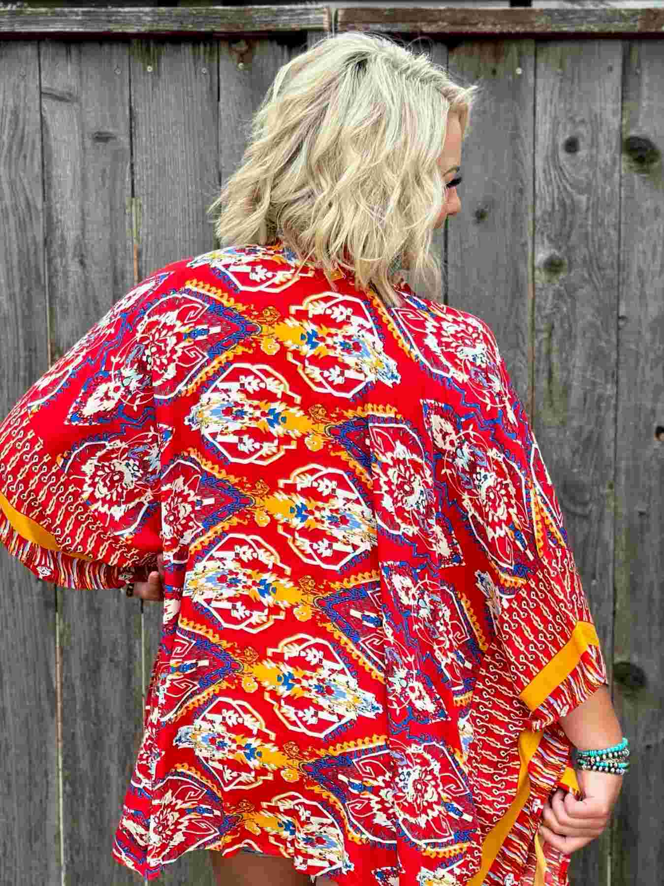 Mae Red Short-Sleeve Kimono