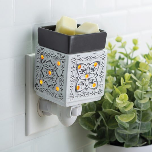 Pluggable Fragrance Warmer