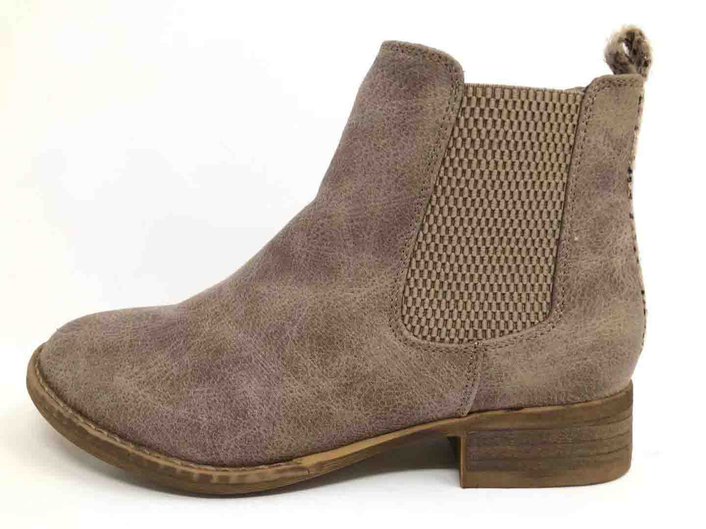 Very G Blake Bootie Beige